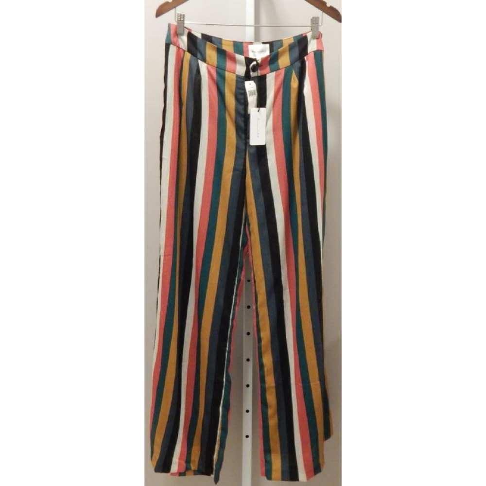 Line & Dot - Brand New With Tags